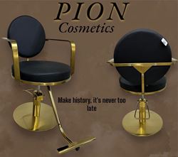 כסא למספרה עם מבנה מתכת זהוב ומושב עגול מרופד / pion barber shop chair